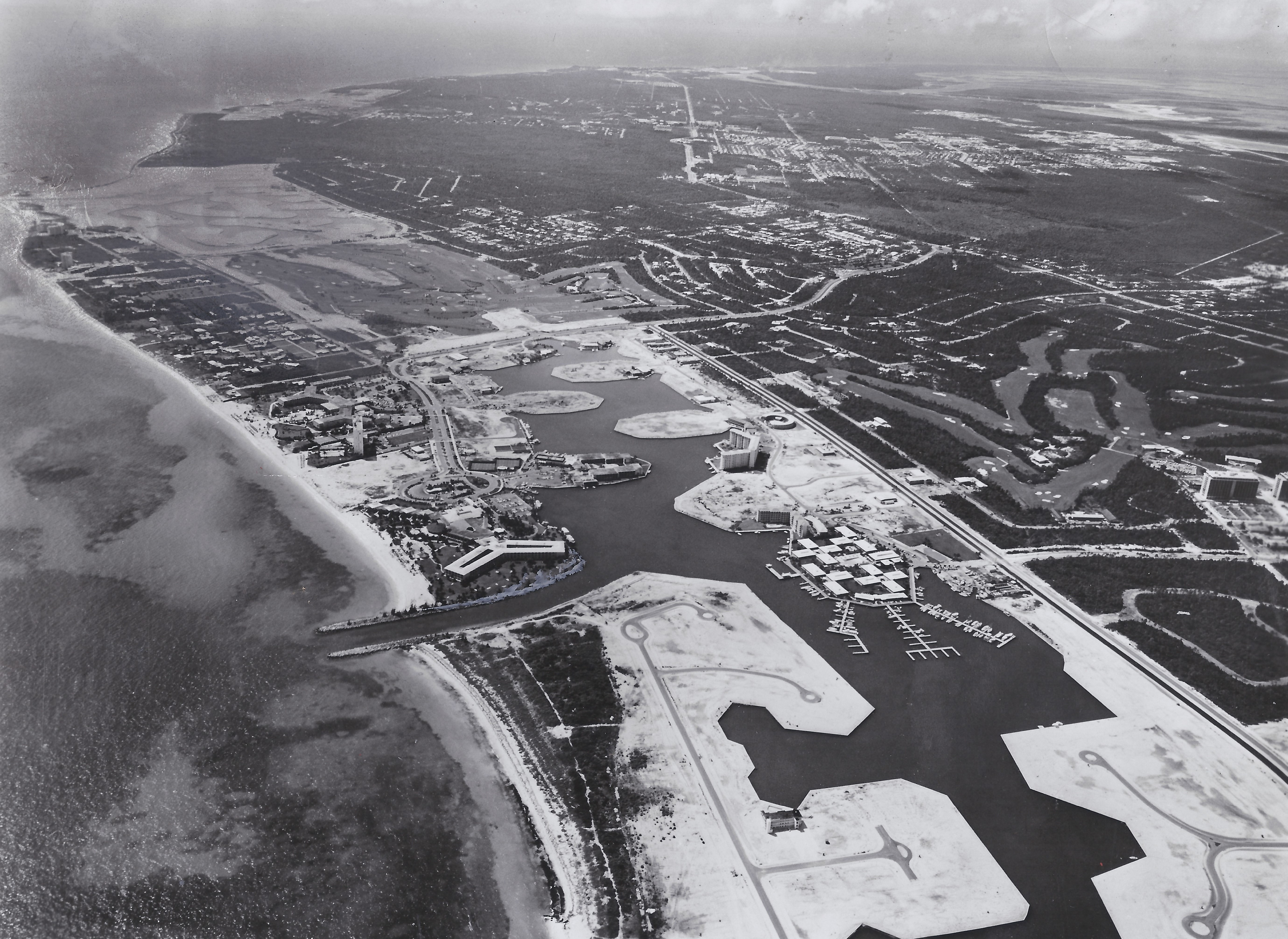 Aerial view of Bell Channel, 1970